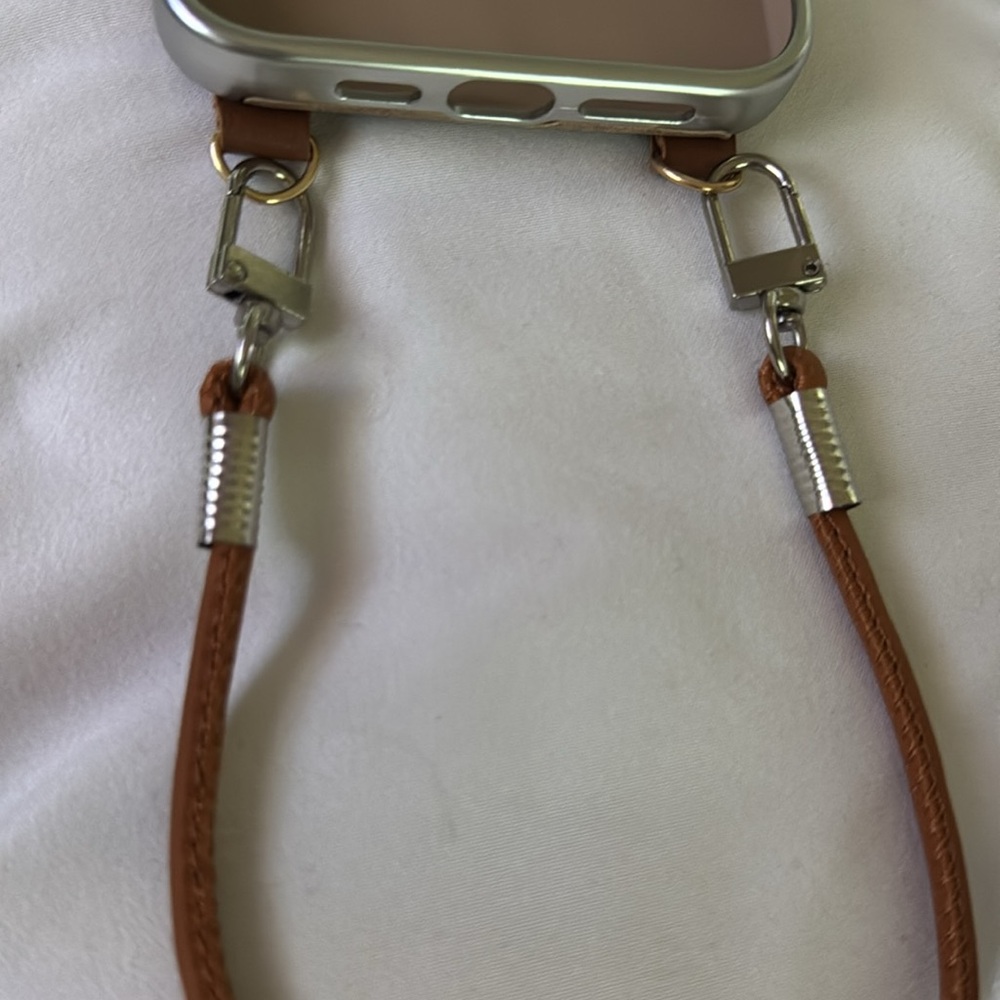 Labubu iPhone case - Picture 6 of 8